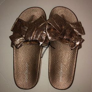 West Loop Girls Rose Gold Sandals Size 12.5
